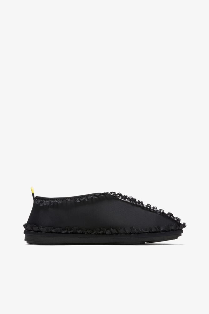 Flat Mate Ruffle Trim Shoes, Black